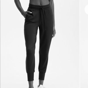 Fabletics Daria black joggers, insanely soft fabric, relaxed fit, pockets, new